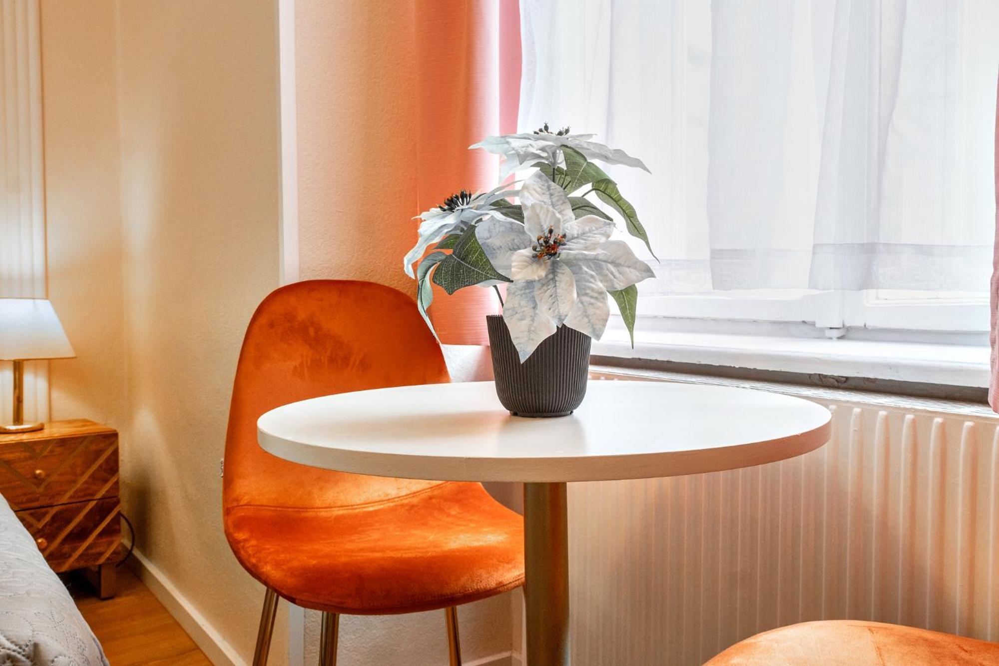 Apartamento At Votiv Church I 5 Minutes To Inner I Wifi I 3 Minutes To Metro Schottentor *